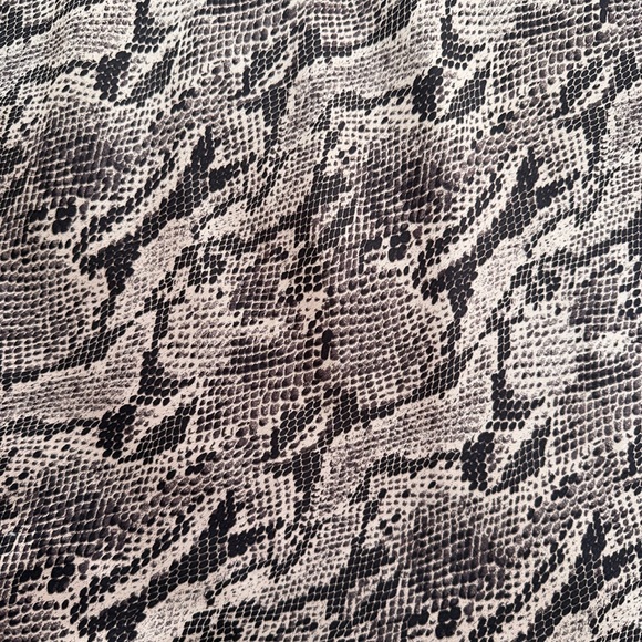 Express Python Print Midi Skirt Size Small - Picture 2 of 4